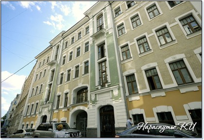 Прогулки по переулкам Арбата.    Прогулки по переулкам Арбата.